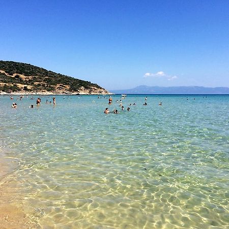 Holiday Apartment Sombrero Néa Péramos المظهر الخارجي الصورة