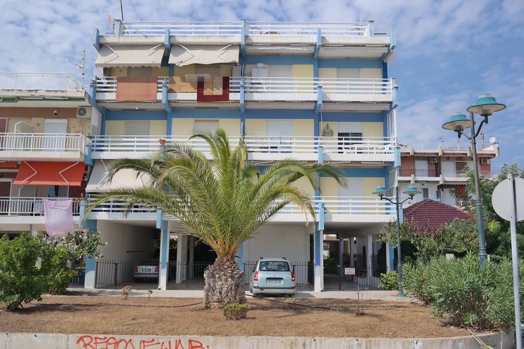 Holiday Apartment Sombrero Néa Péramos المظهر الخارجي الصورة